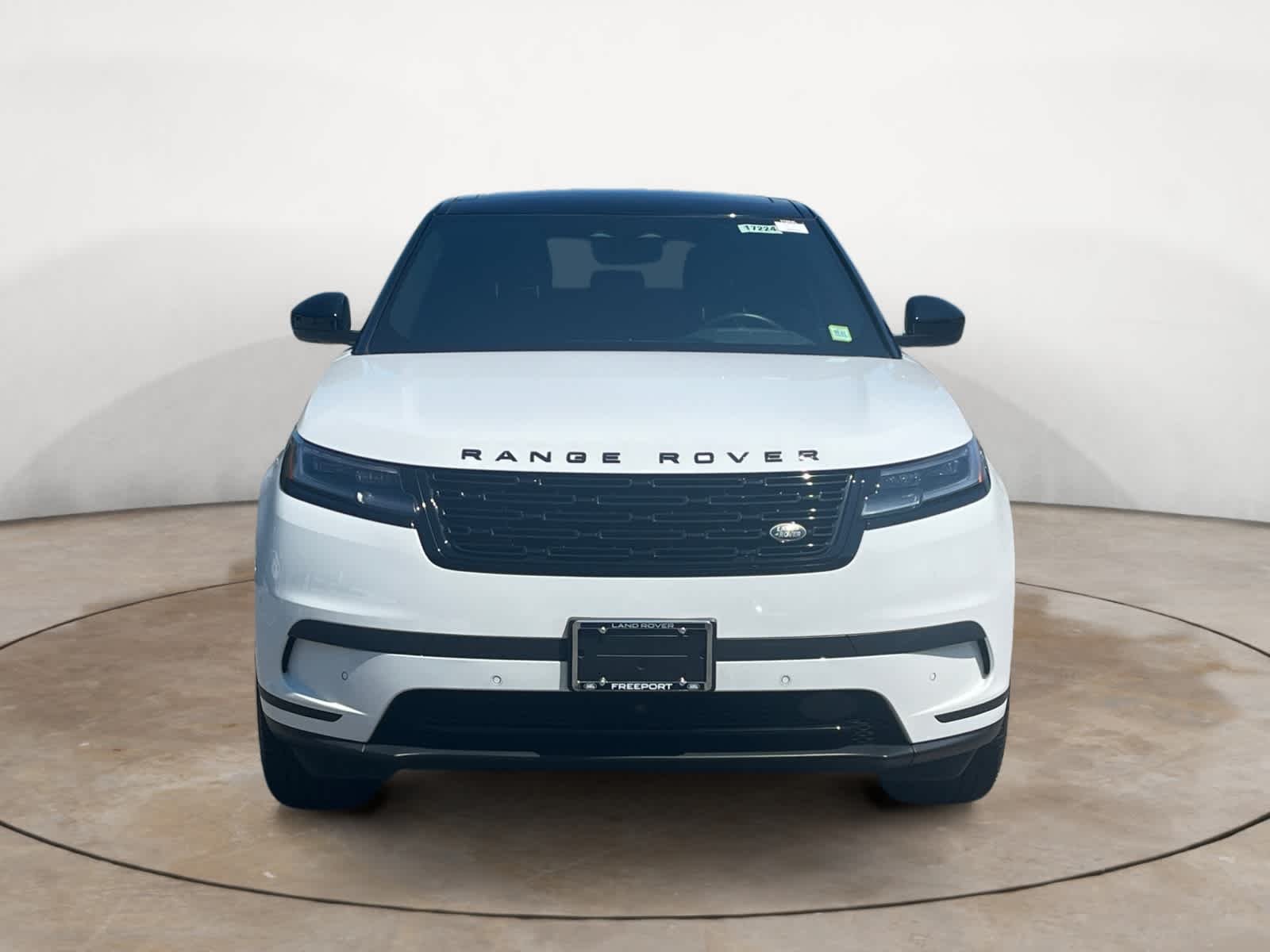 Certified Used 2026 Fuji White Land Rover S image 8