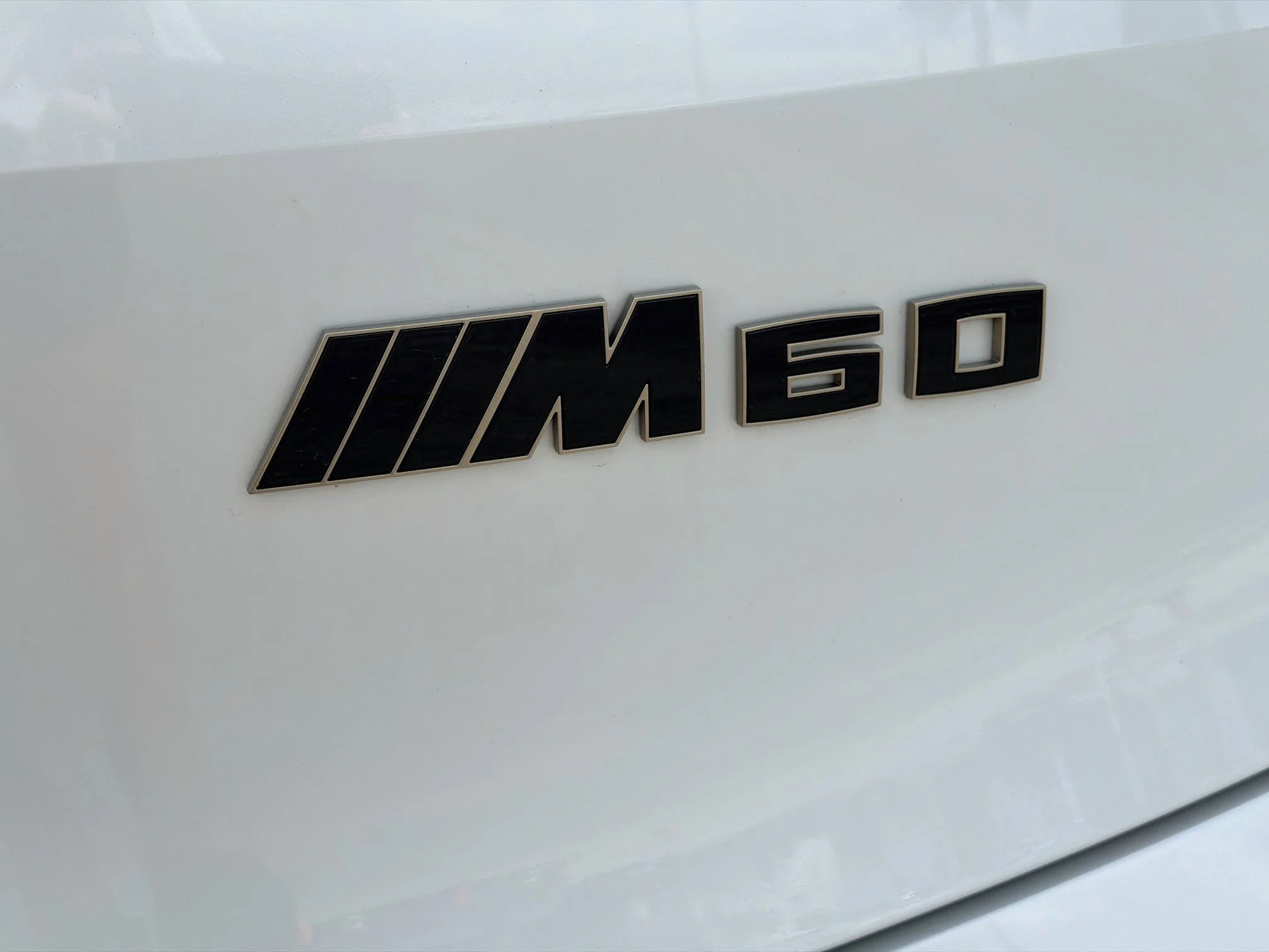 2025 BMW iX M60 - Photo 11