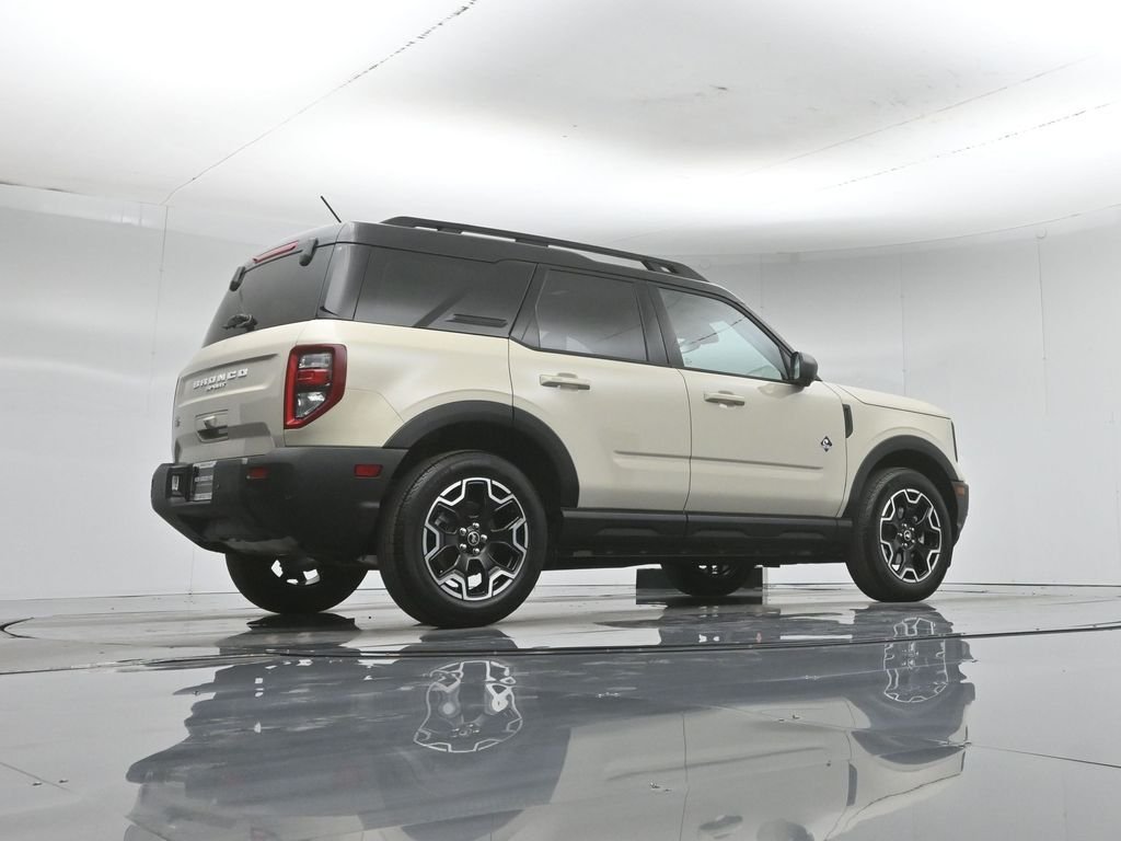 Certified Used 2025 Beige Ford Outer Banks image 51