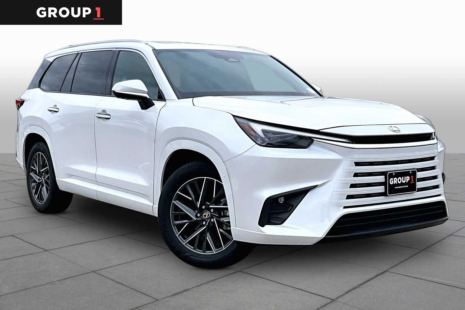 Certified Used 2025 WIND CHILL PEARL Lexus Premium image 3
