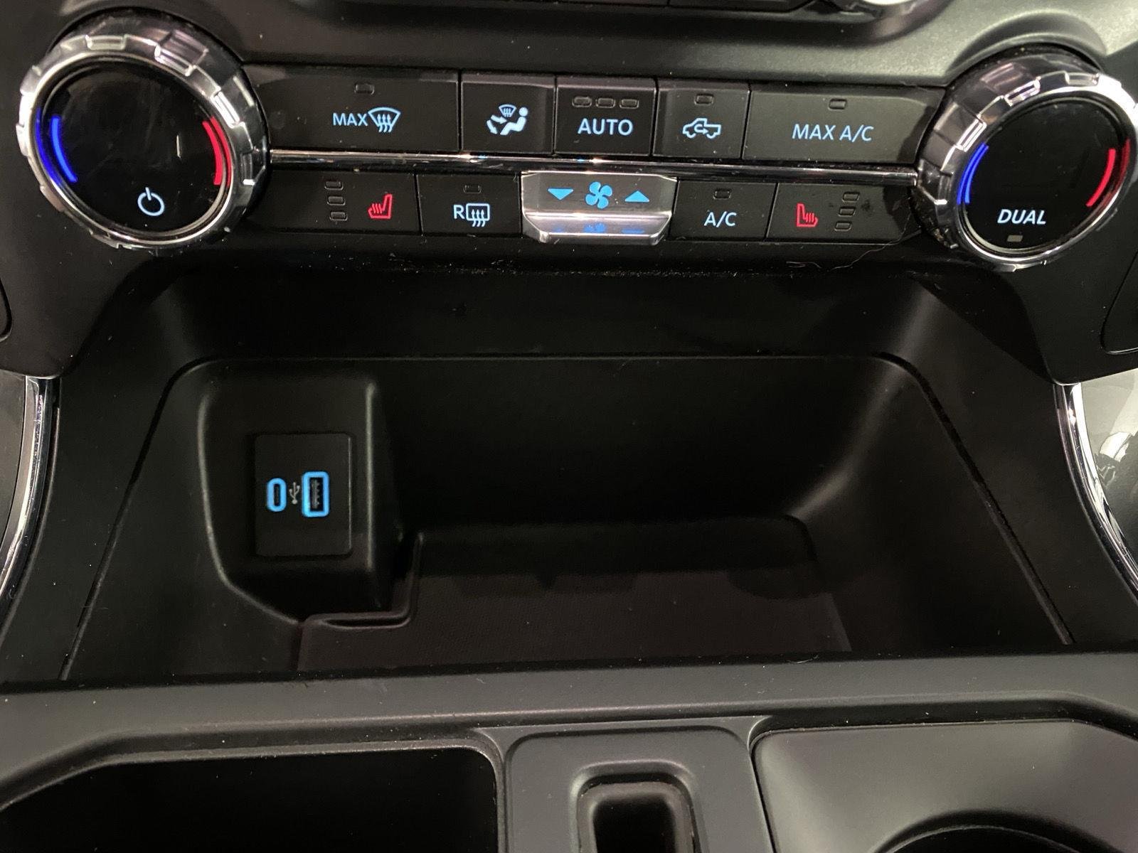 Used 2021 Black Metallic Ford XLT image 21
