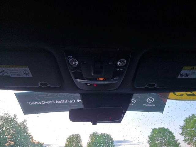 Used 2025 White Kia X-Line image 24