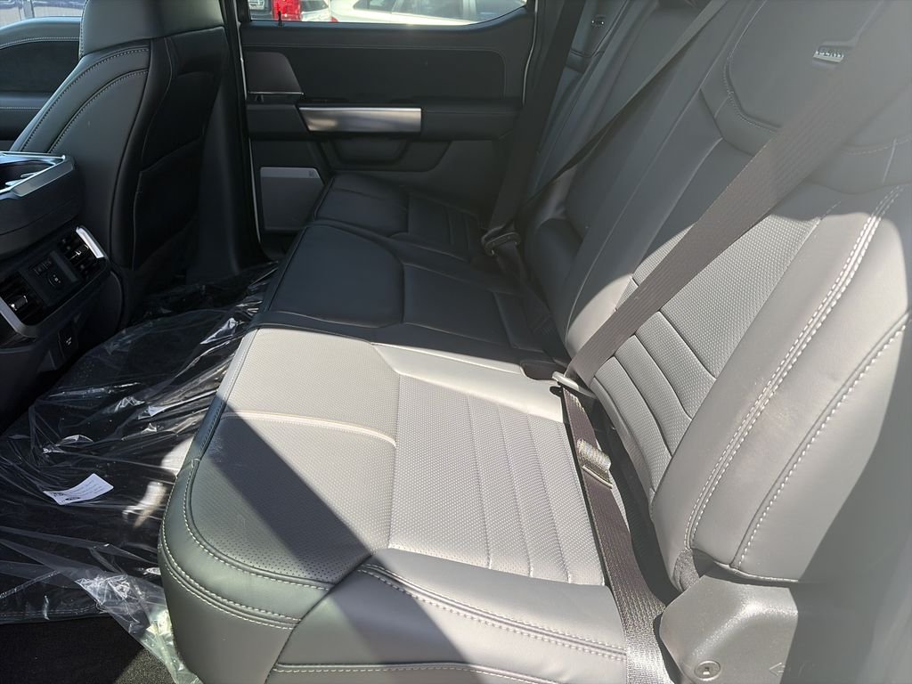 New 2026 Star White Metallic Tri-Coat Ford Platinum® image 31