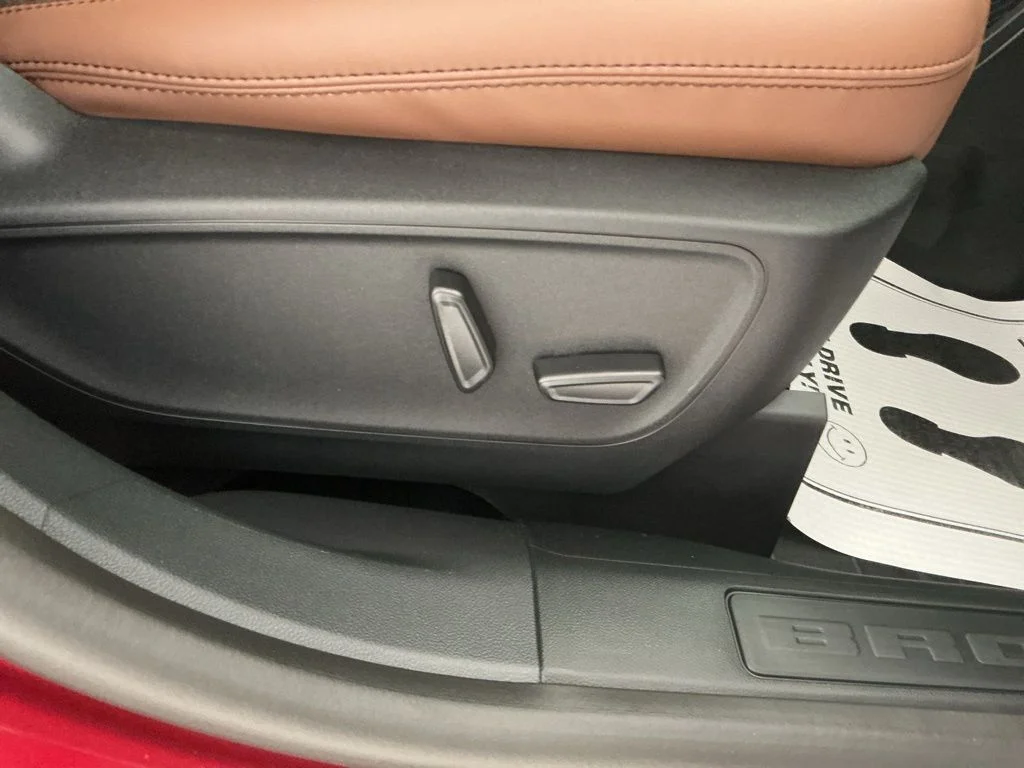 New 2026 Ruby Red Metallic Tinted Clearcoat Ford Outer Banks® image 29