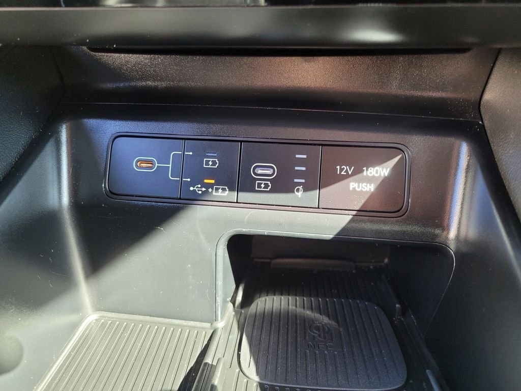 Used 2025 Gray Hyundai SEL image 19