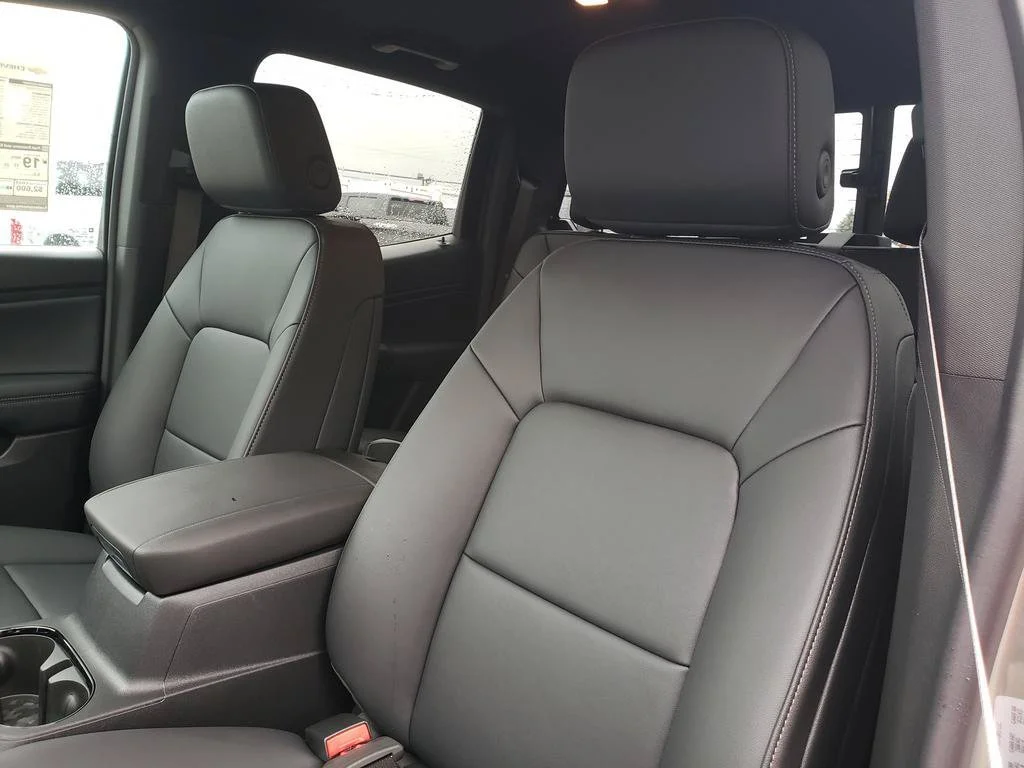 2026 Chevrolet Colorado LT - Photo 25