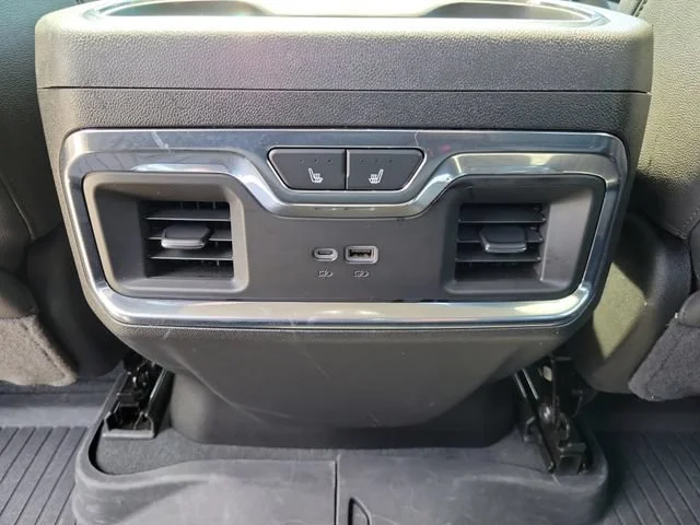 2025 Chevrolet Silverado 1500 LTZ - Photo 17