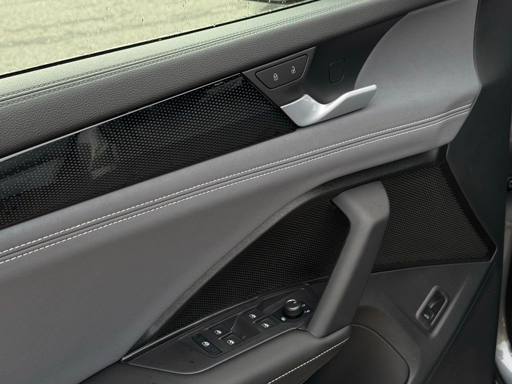 2026 Volkswagen Tiguan SE R-LINE BLACK - Photo 18
