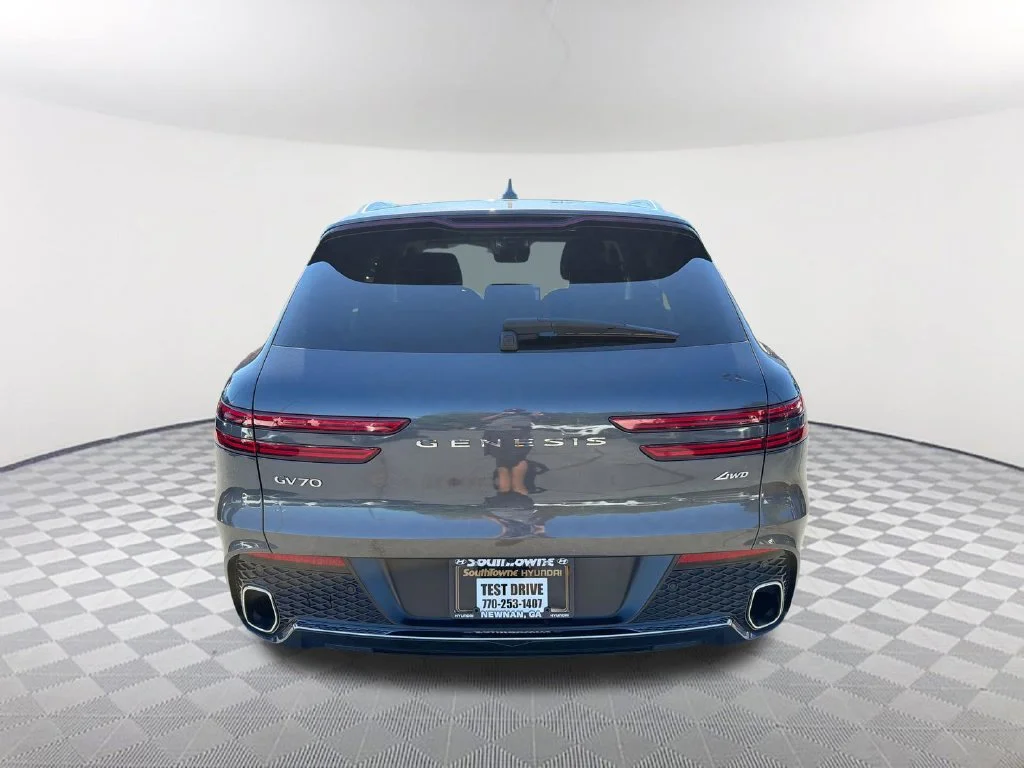 Used 2022 Gray Genesis 2.5T image 6
