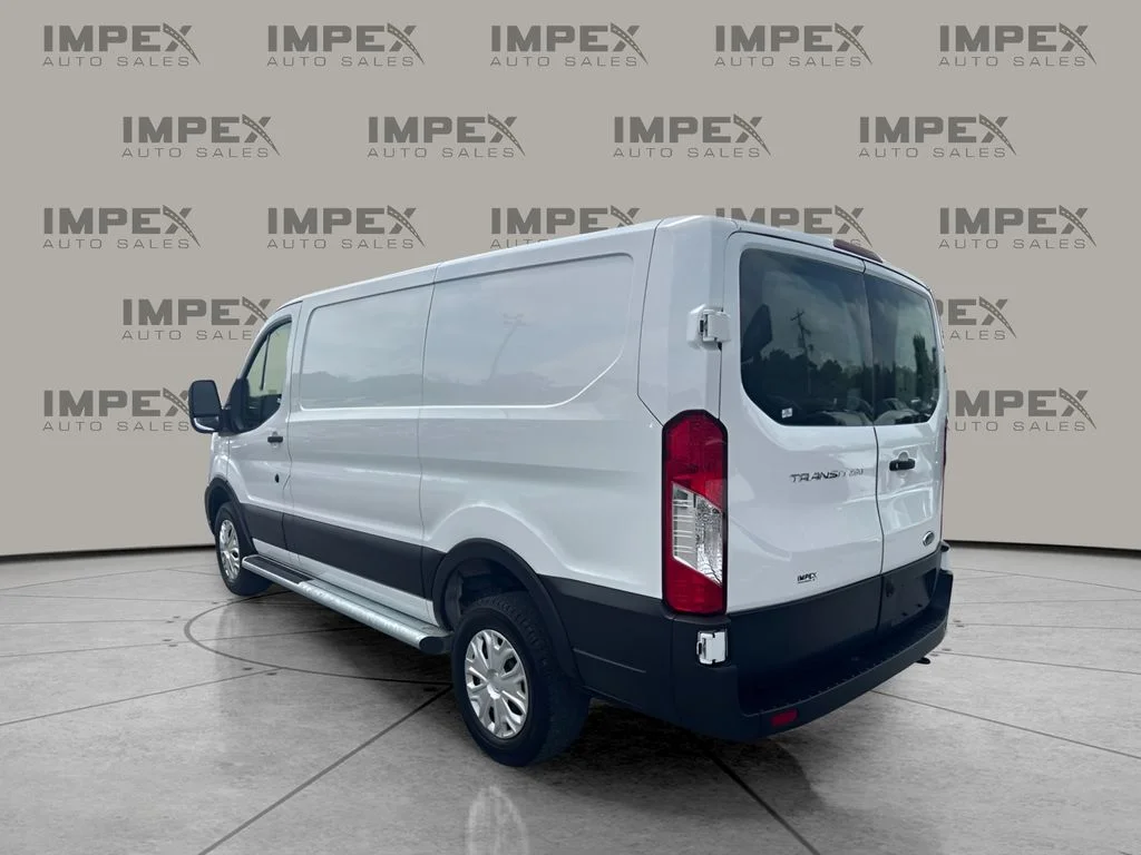 Used 2025 White Ford Base image 2