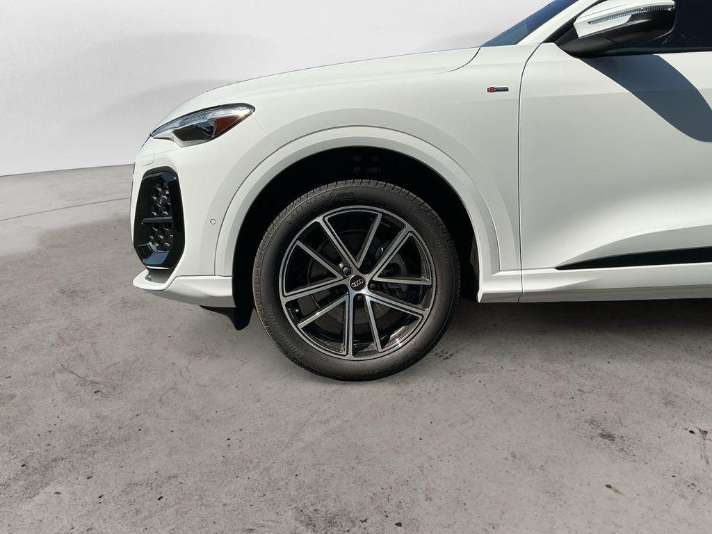 New 2026 Arkona White Audi Premium Plus TFSI quattro S tronic image 9