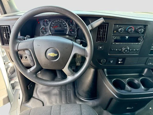 Used 2024 White Chevrolet Work Van image 20
