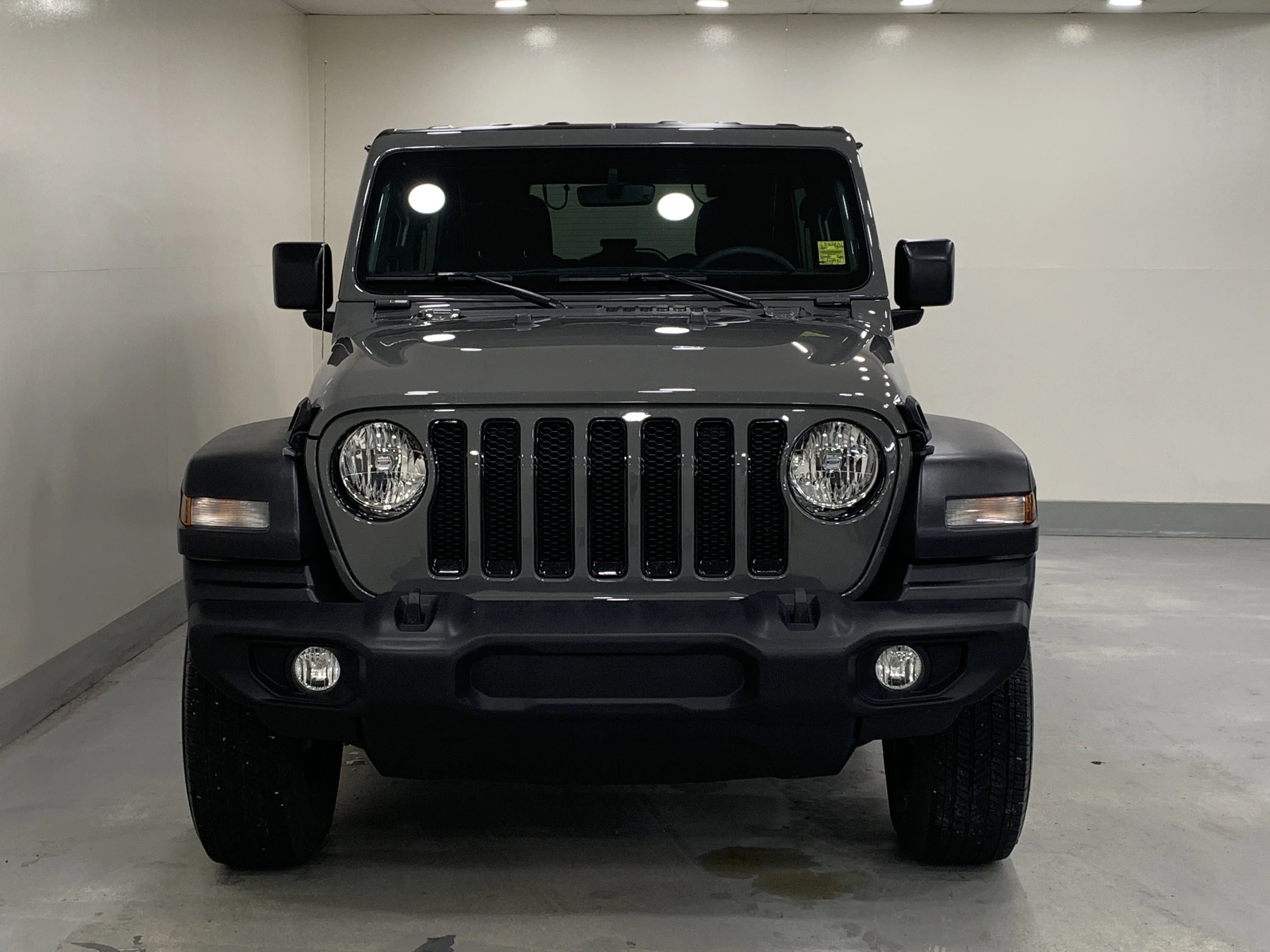 Certified Used 2023 STING GREY Jeep Sport Altitude image 4