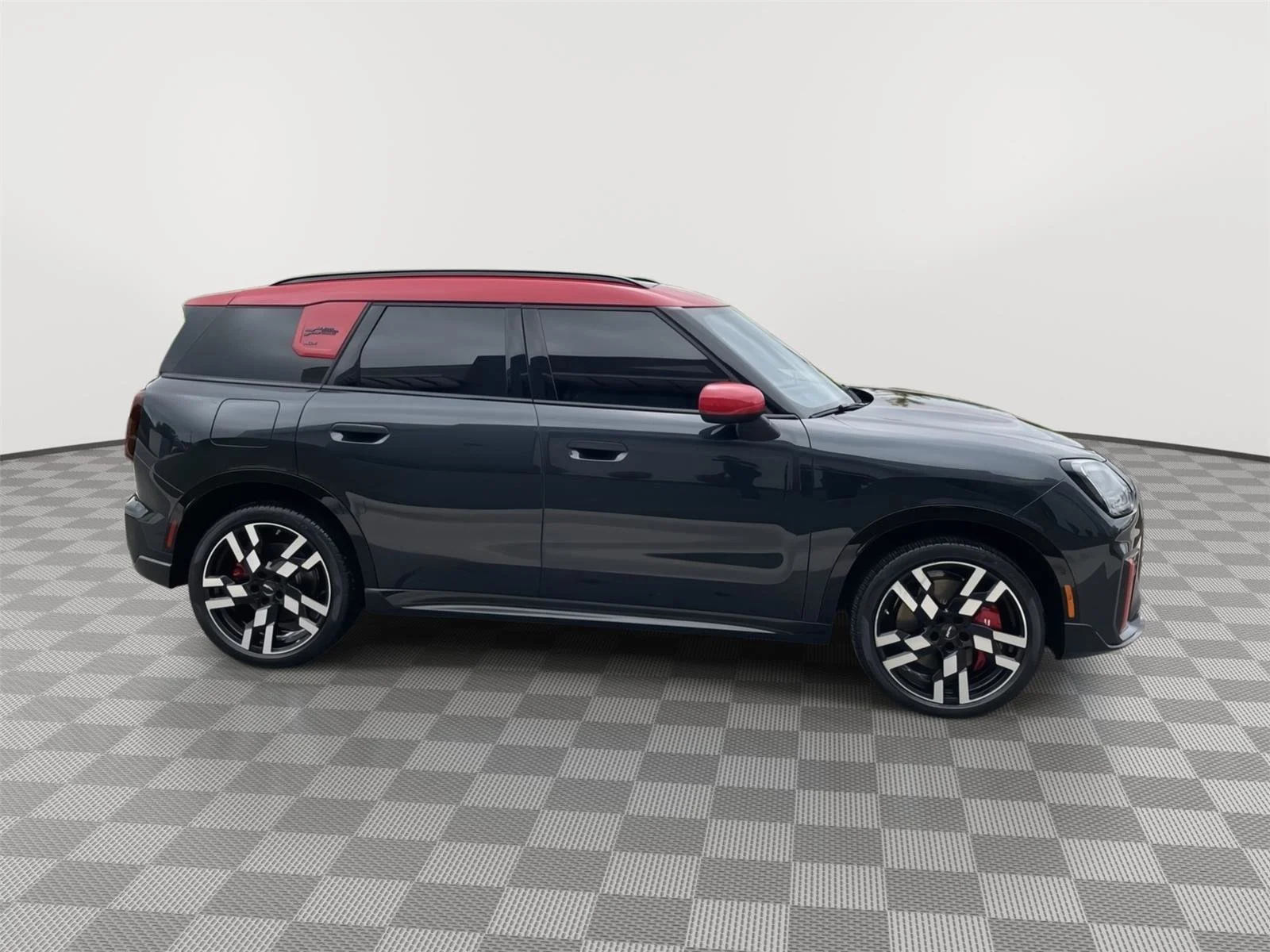 Used 2025 Legend Grey Metallic MINI John Cooper Works image 3