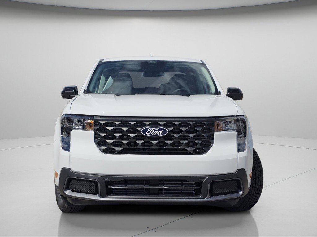 New 2026 Oxford White Ford XLT image 3