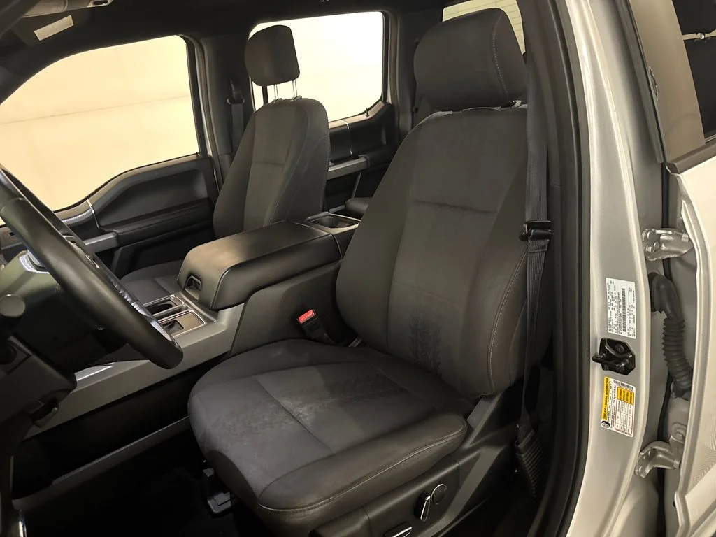 Used 2018 Silver Ford XLT image 18