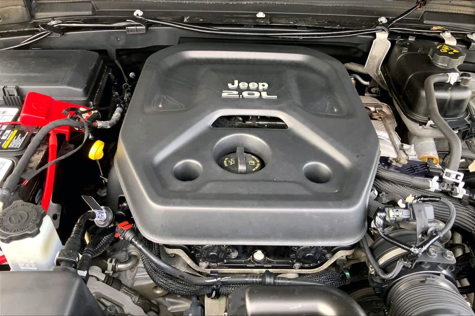 Used 2020 Black Clearcoat Jeep Sahara image 31