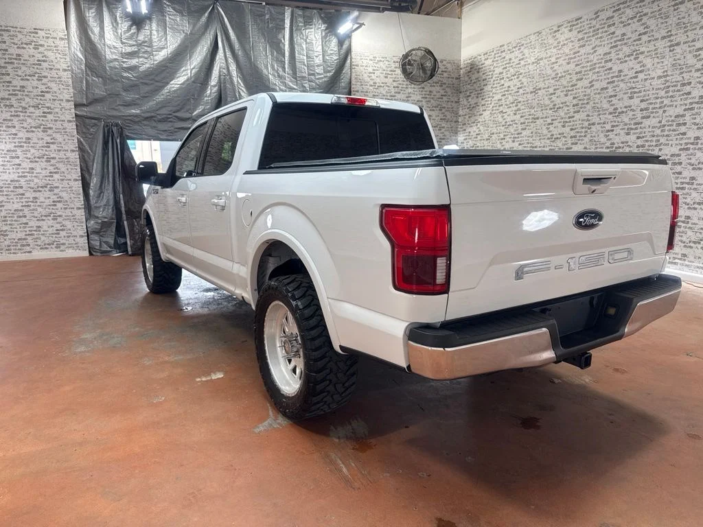 Used 2020 Oxford White Ford Lariat image 5