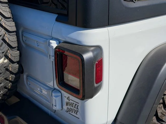 New 2026 Bright White Clear-Coat Exterior Paint Jeep Willys image 7