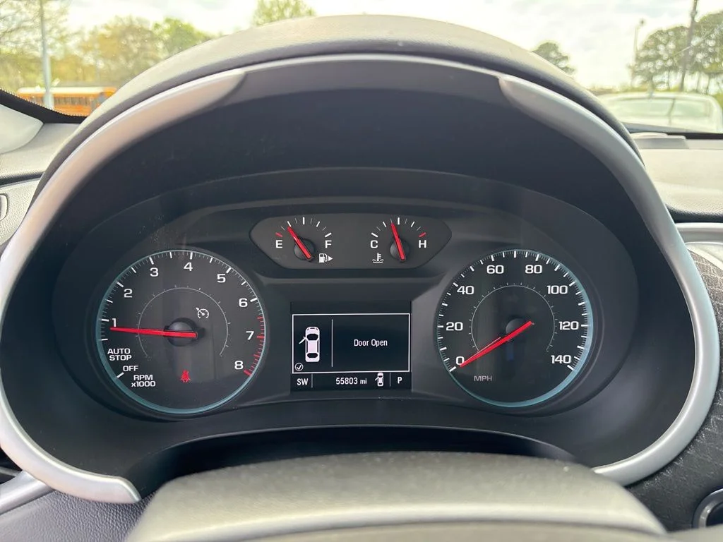 Used 2024 Gray Chevrolet LT image 24