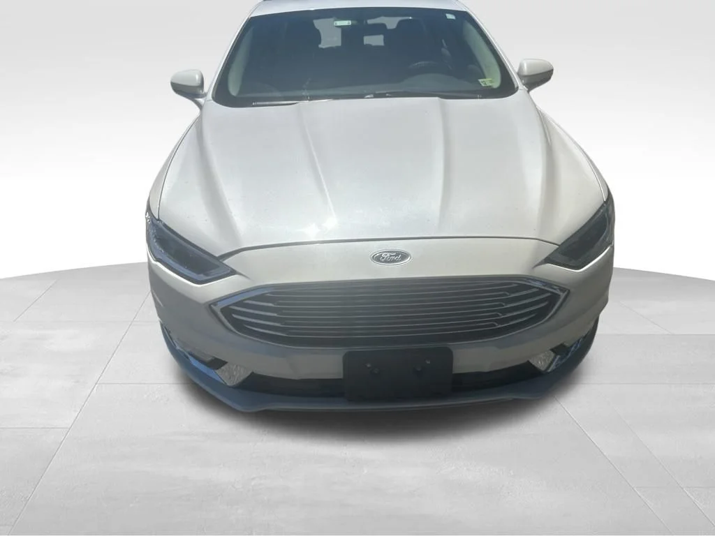 Used 2017 White Ford SE image 34