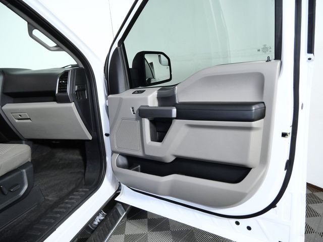 Used 2020 White Ford XLT image 11