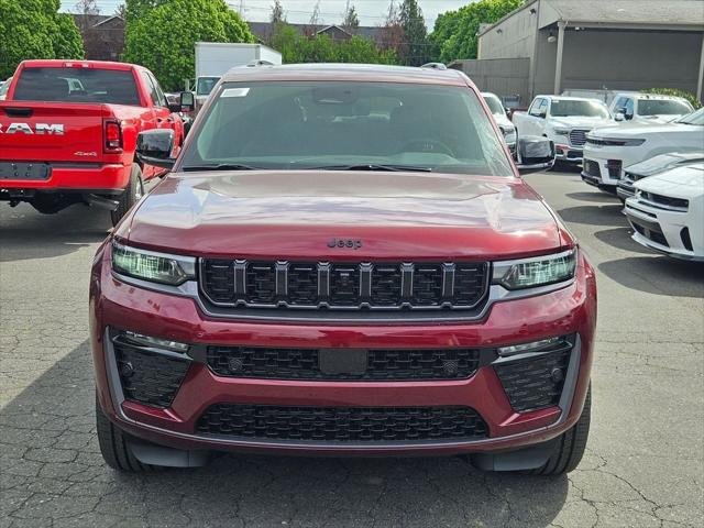 New 2026 Velvet Red Pearl-Coat Exterior Paint Jeep Limited image 2