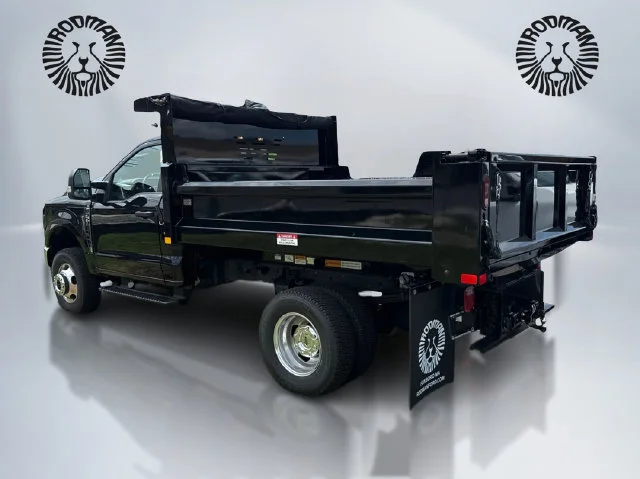 New 2026 Agate Black Metallic Ford F-350® XL image 9