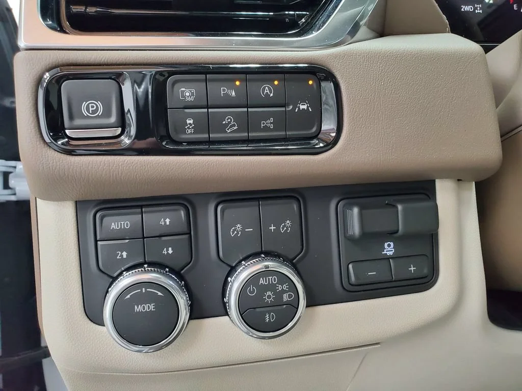 New 2026 Glacier White Tricoat GMC Denali image 7