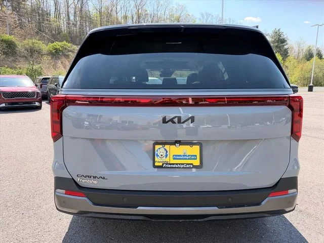Used 2025 White Kia SX image 13