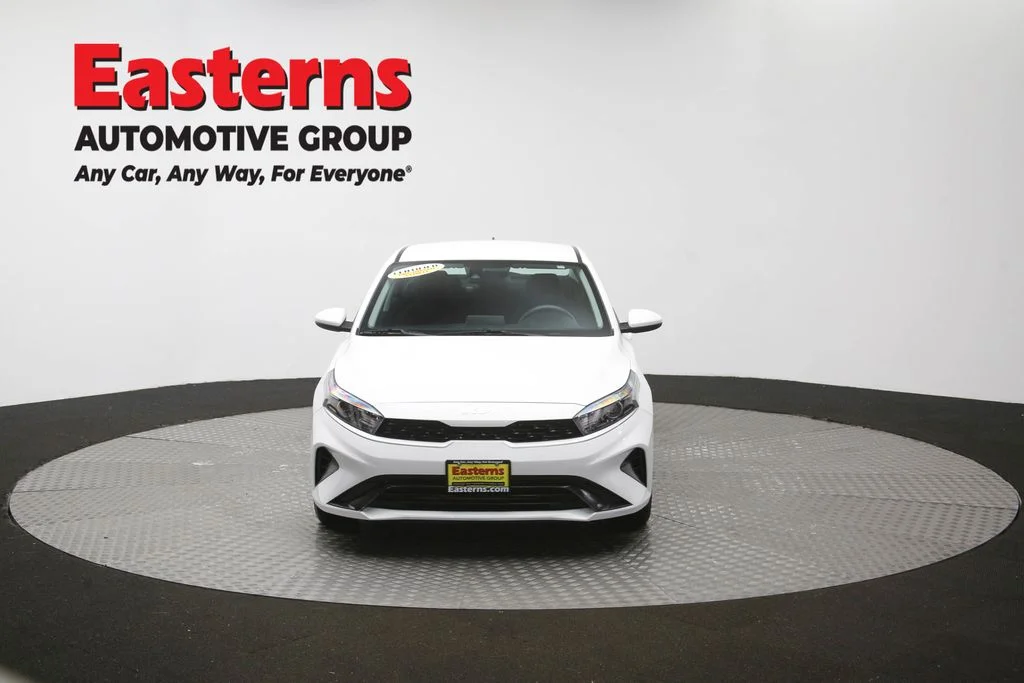 Used 2023 White Kia LXS image 51