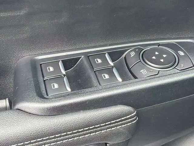 New 2026 Oxford White Ford XLT image 43