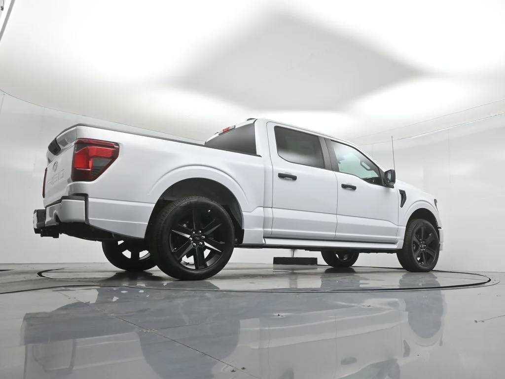 New 2026 Oxford White Ford STX image 47