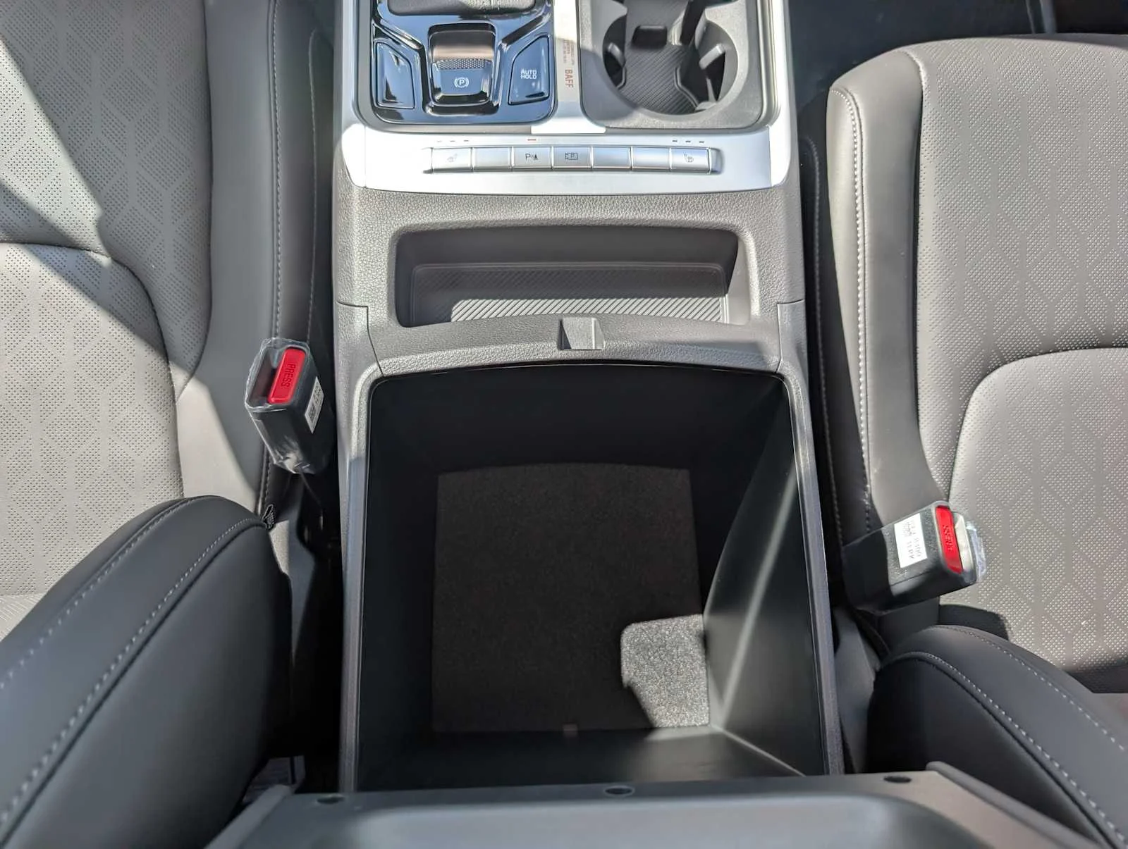 New 2027 Iceberg Green Kia EX image 14