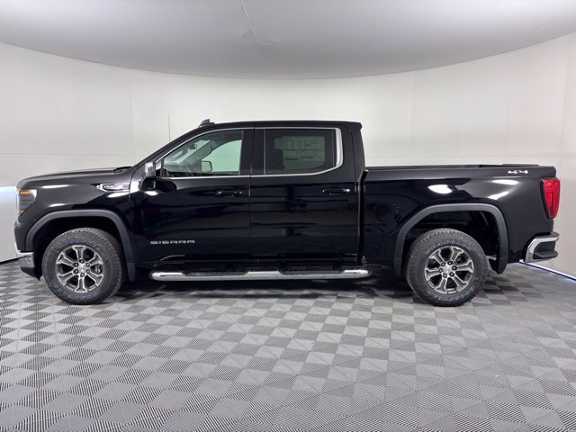 New 2026 Onyx Black GMC SLE image 4