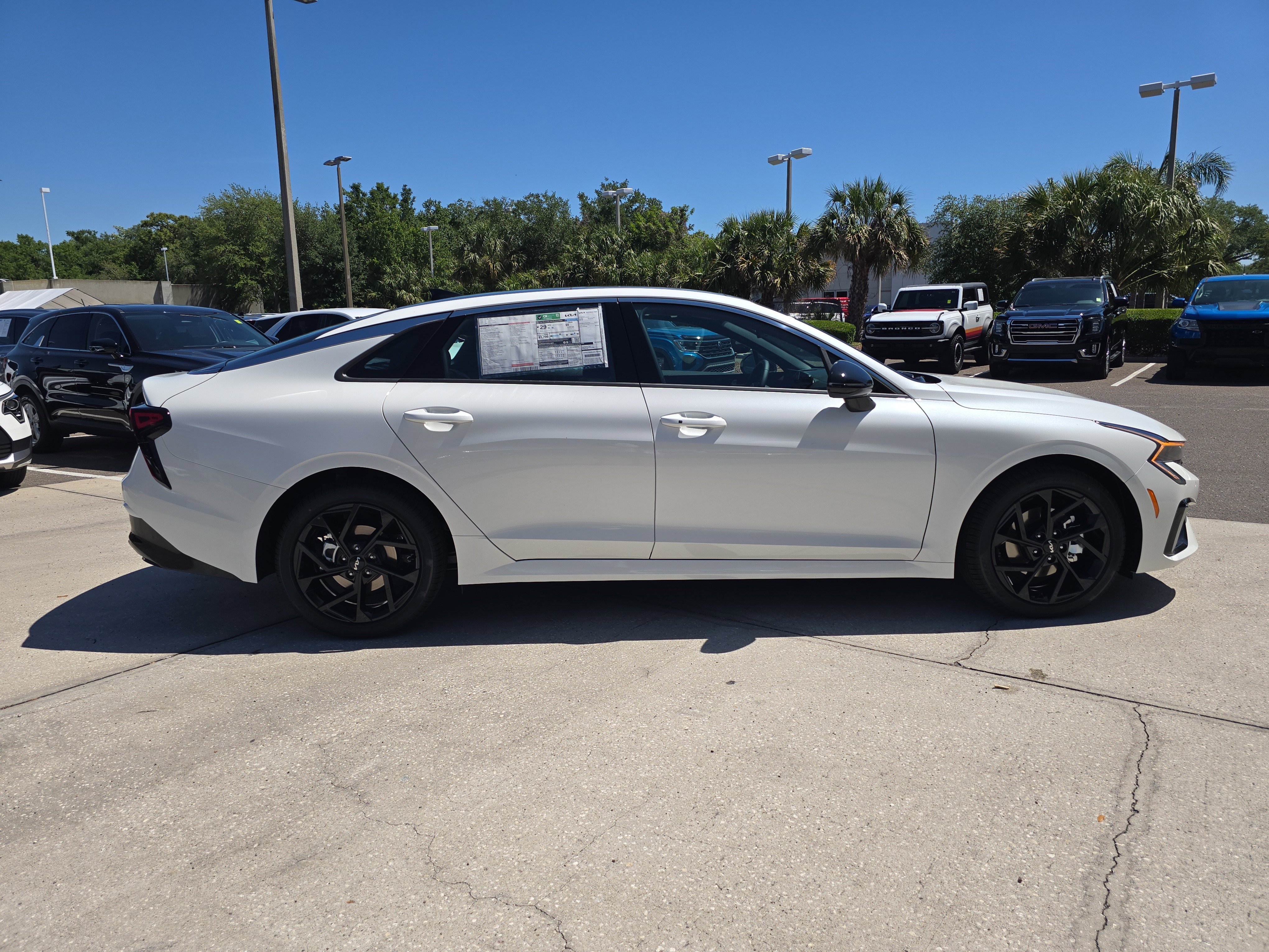 New 2026 Snow White Pearl Kia GT-Line FWD image 9