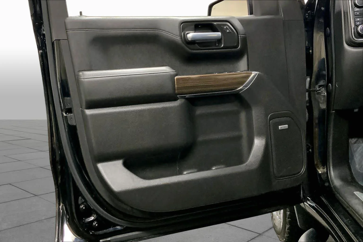 Used 2021 Black Chevrolet LT Trail Boss image 22