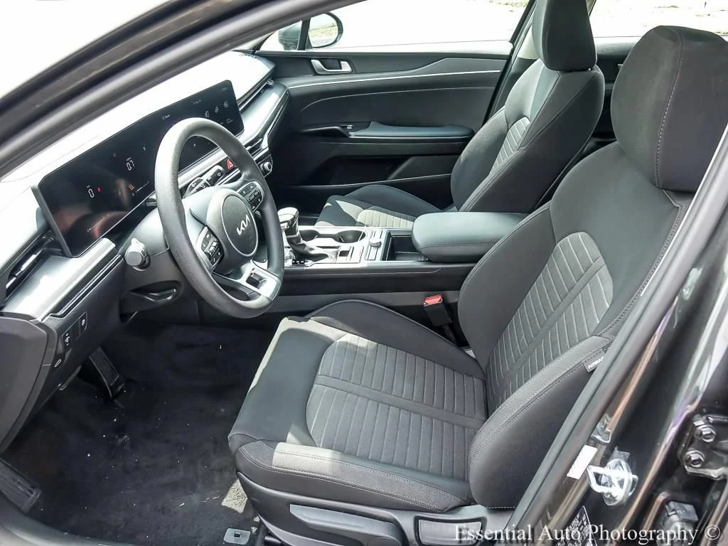 Used 2026 Gray Kia LXS image 10