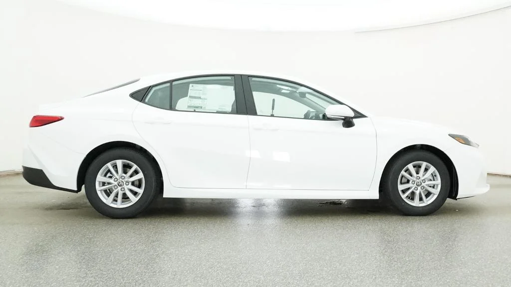 New 2026 Ice Cap Toyota LE image 13