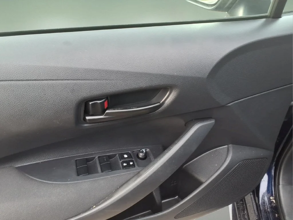 Used 2023  Toyota LE image 8