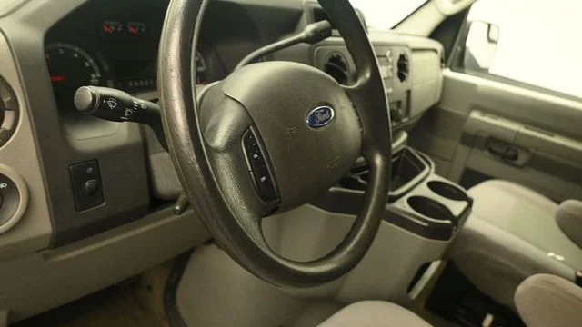 Used 2012 Oxford White Ford XLT image 13