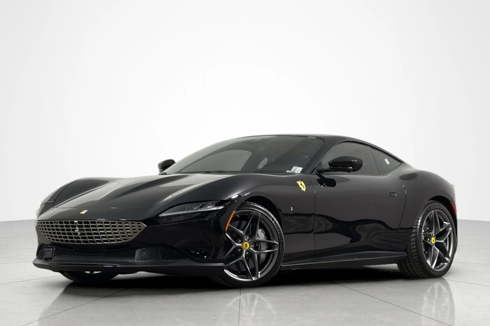 2021 Ferrari Roma -'s photo