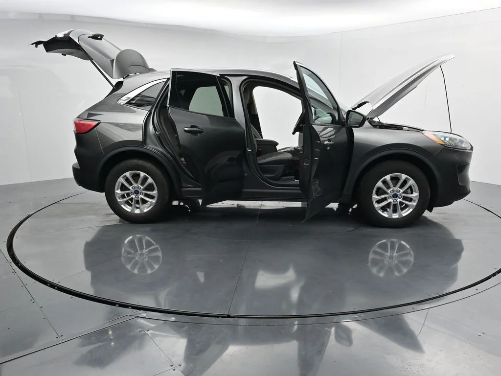 Used 2020 Gray Ford SE image 37