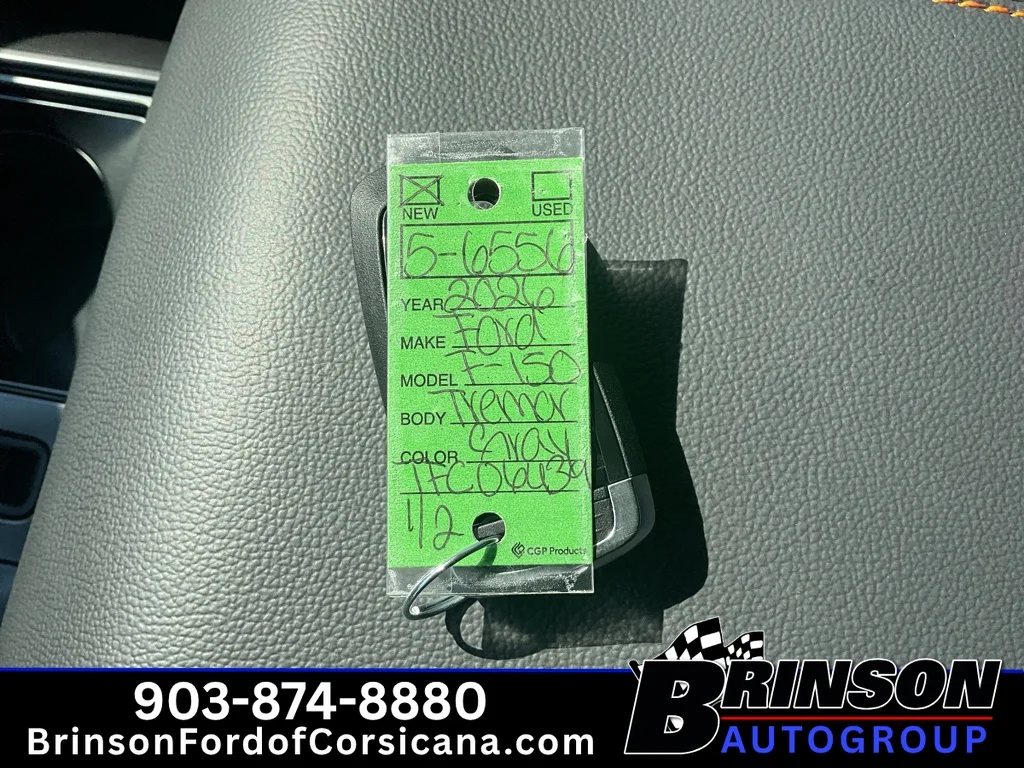New 2026 Carbonized Gray Metallic Ford Tremor® image 21