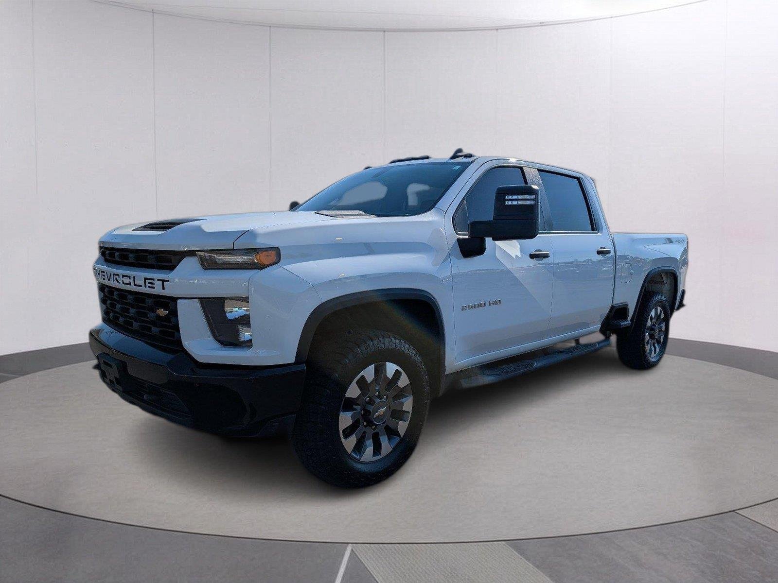 Used 2021 SUMMIT WHITE Chevrolet Custom image 1
