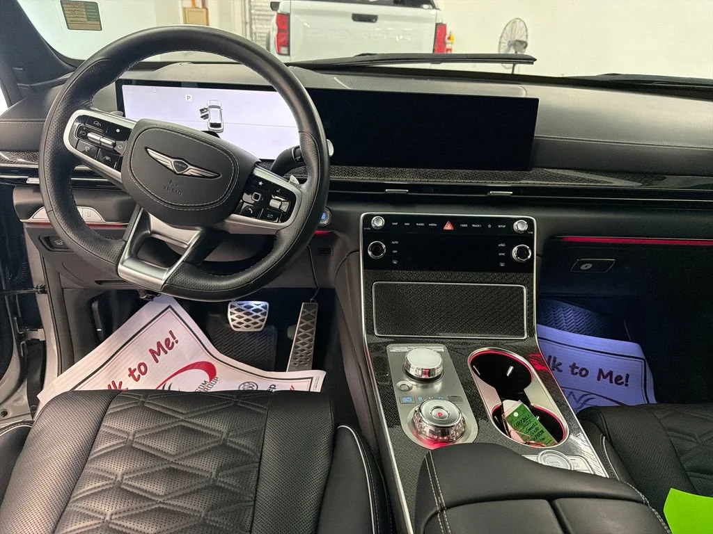 Used 2025 Savile Silver Genesis 3.5T e-SC image 17