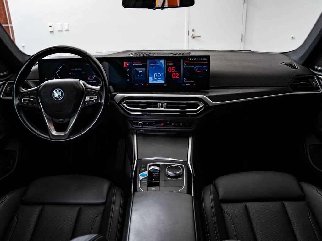 Used 2023 Jet Black BMW eDrive35 image 34