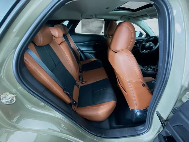 Used 2025 Beige Mazda 2.5 Carbon Turbo image 27
