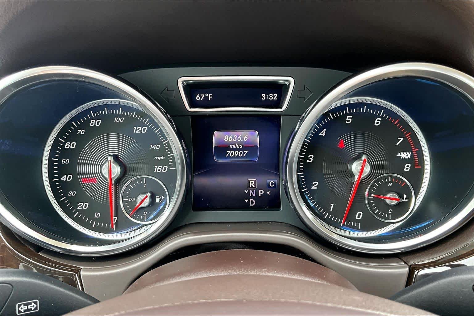 Used 2018 Obsidian Black Metallic Mercedes-Benz GLE 350 image 26