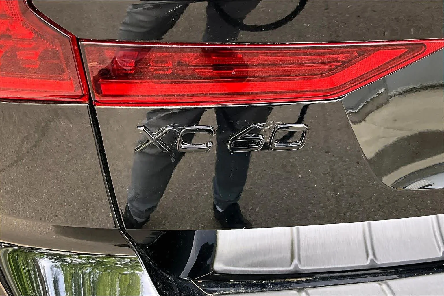 New 2026 ONYX BLACK Volvo Ultra Black Edition image 6